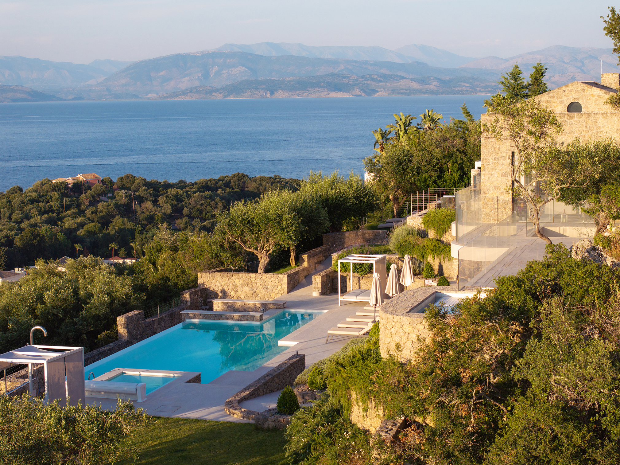 Tower House Kommeno